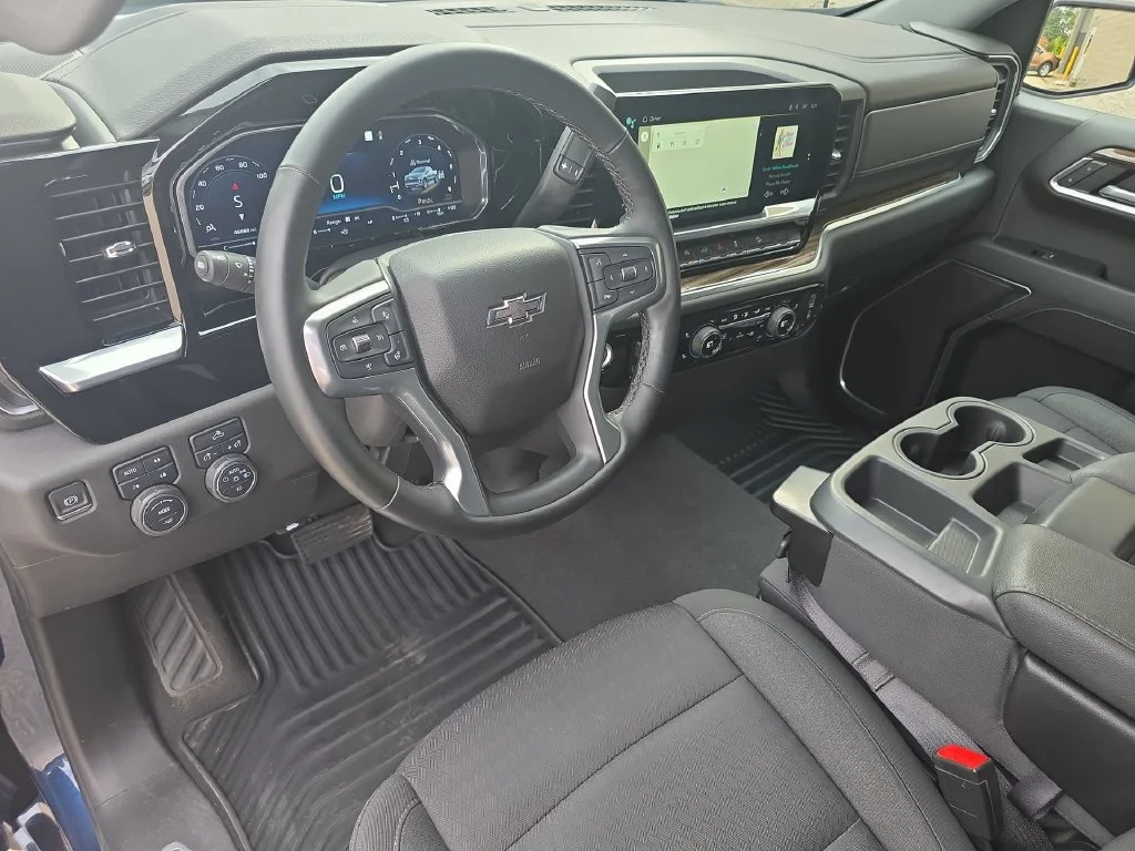 2023 Chevrolet Silverado 1500 RST - Photo 10