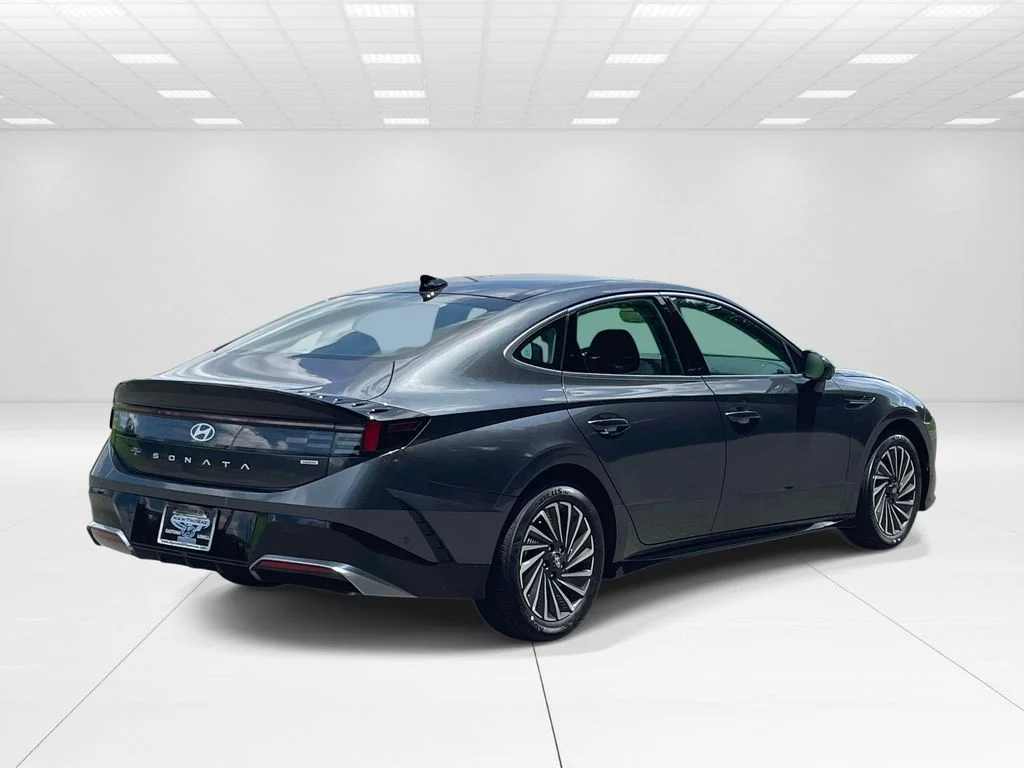 New 2026 Gray Hyundai Limited image 6