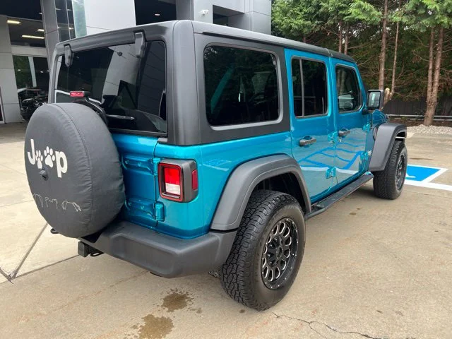 Used 2020  Jeep Unlimited Sport S image 3