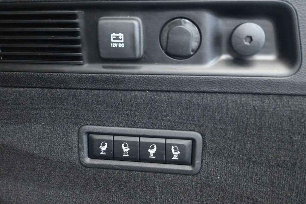 Used 2023 Black Jeep Series III image 24