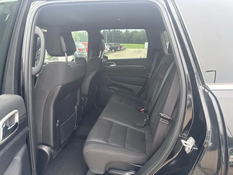 Used 2022 Black Jeep Laredo E image 5