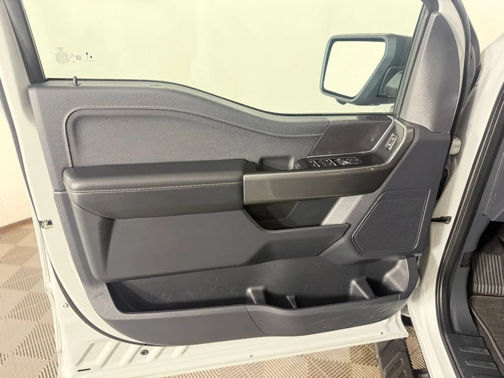 Used 2023 White Ford XLT image 12