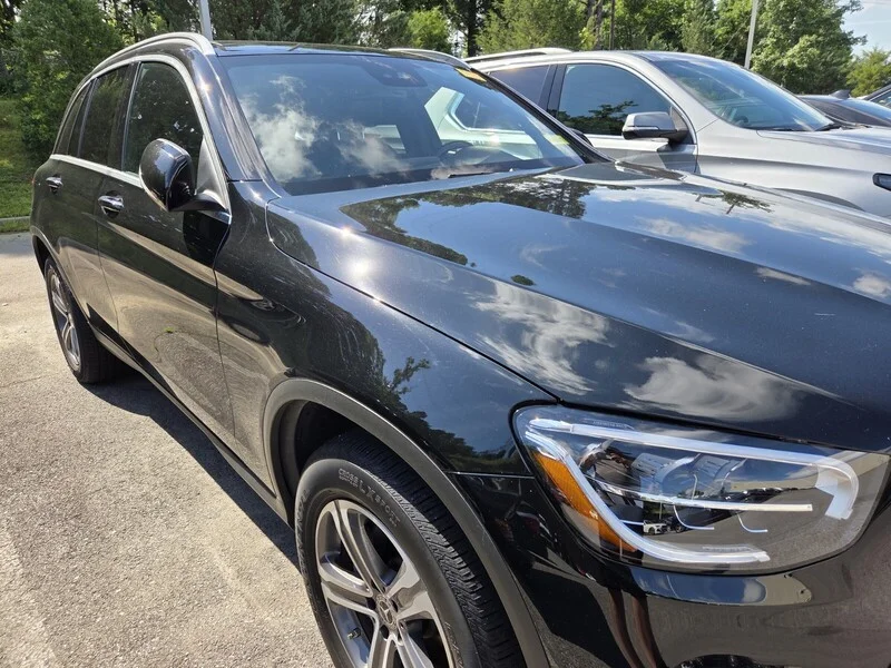 Used 2021  MERCEDES-BENZ GLC 300 image 4