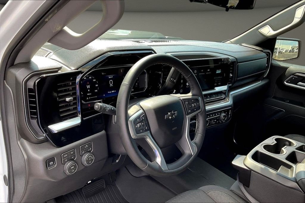 Used 2026 White Chevrolet LT Trail Boss image 21