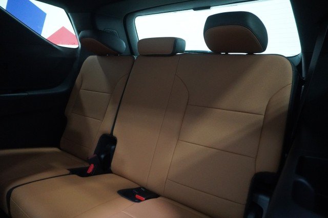 2027 Chevrolet Traverse Z71 - Photo 25