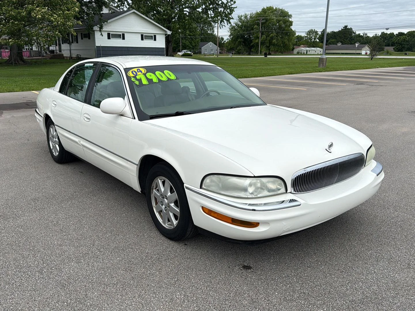 Used 2004 Buick Park Avenue Base with VIN 1G4CW54KX44164063 for sale in Scottsburg, IN