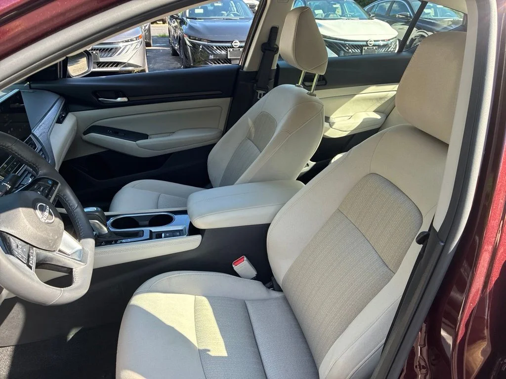 Certified Used 2024 Red Nissan 2.5 SV image 15