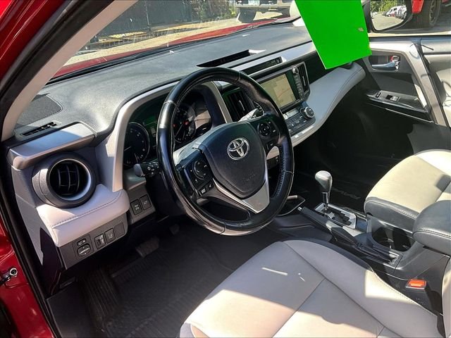 Used 2018 Pearl Toyota Limited image 14