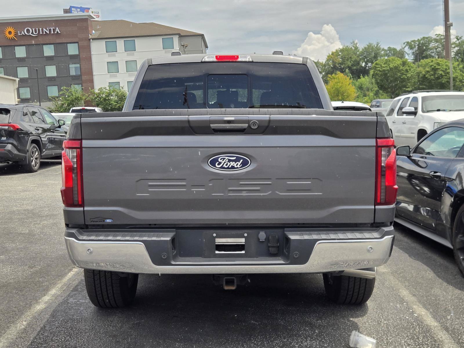 Used 2024 Gray Metallic Ford XLT image 5