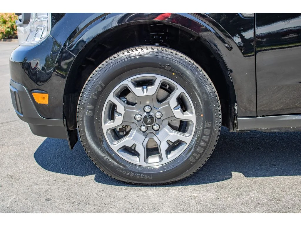 Used 2024 Shadow Black Ford XLT image 5