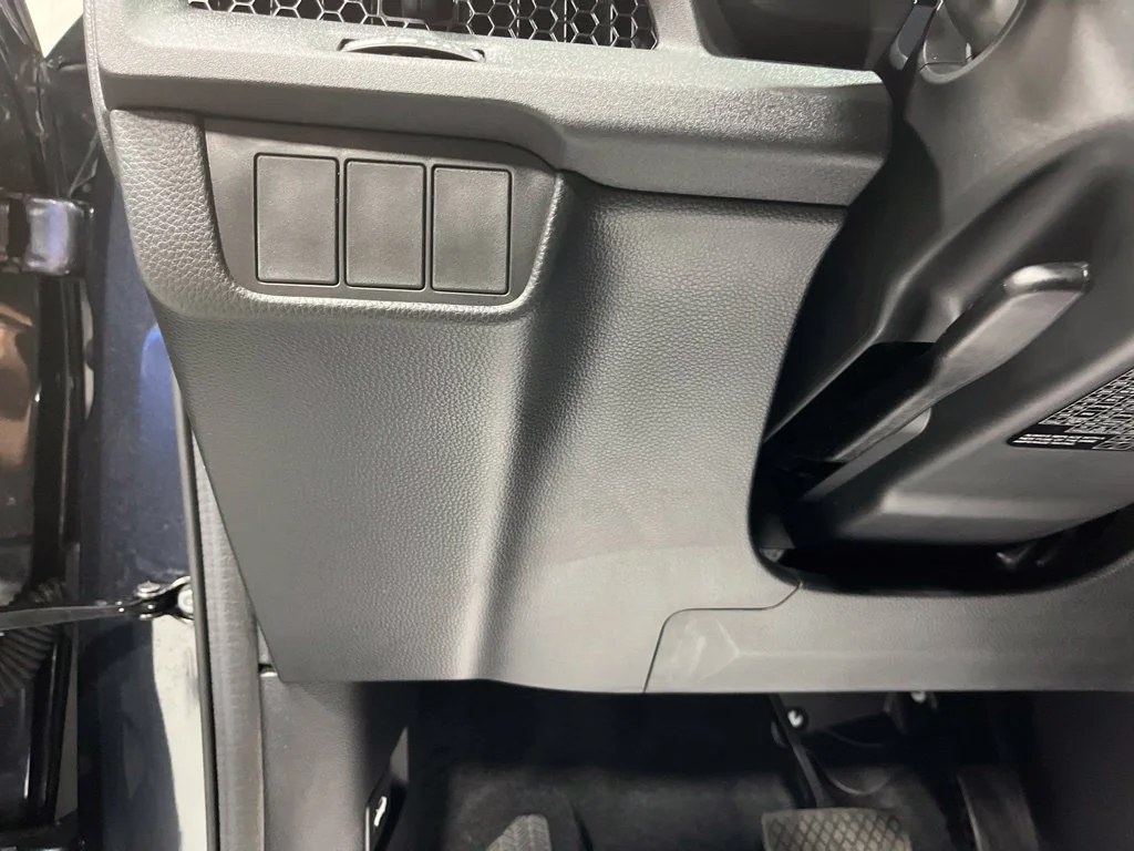 Used 2026 Meteorite Gray Metallic Honda EX image 13