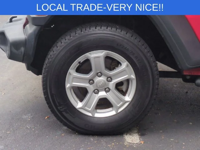 Used 2018 Red Jeep Unlimited Sport S image 10