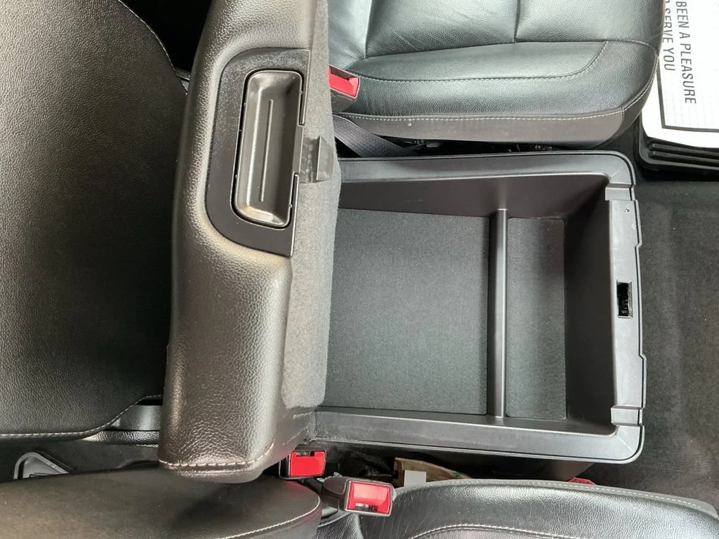 Used 2015 SUMMIT WHITE Chevrolet LT image 29