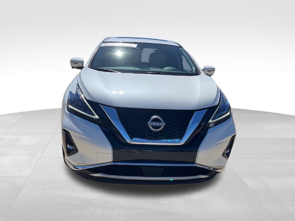 Used 2024 White Nissan SL image 8