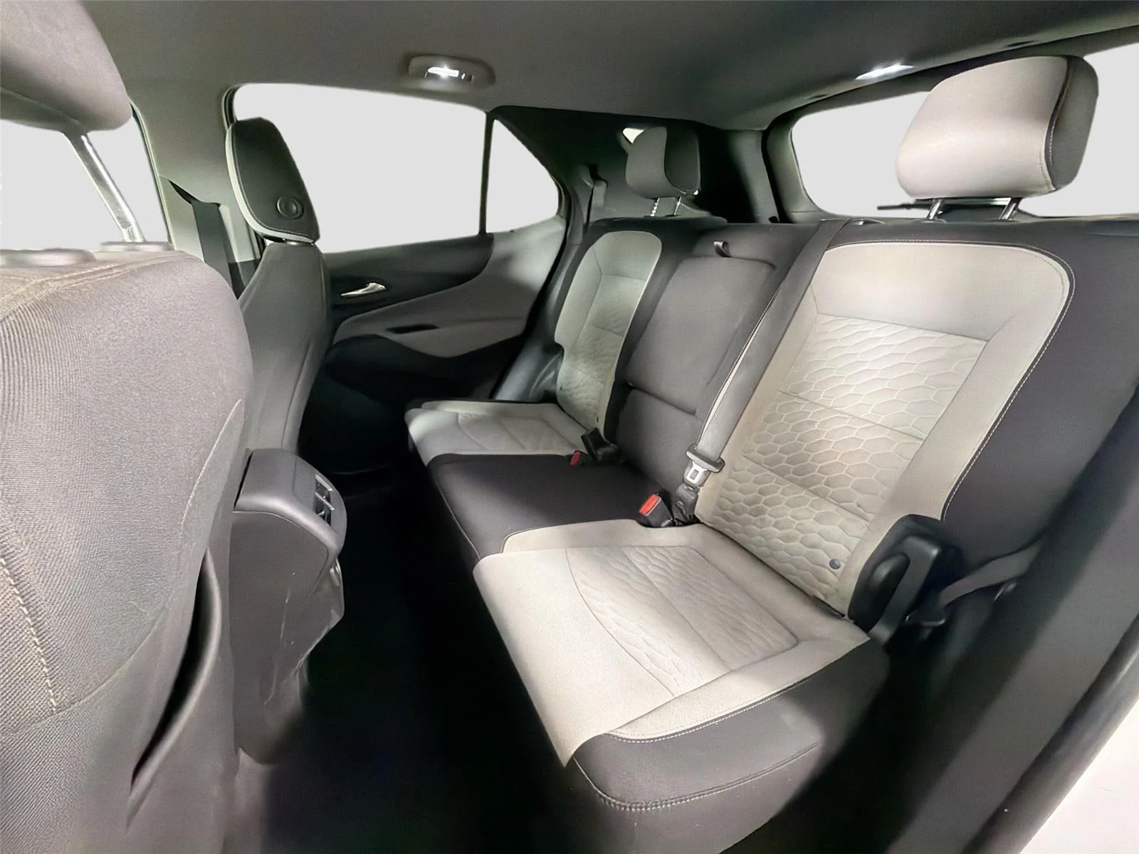 Used 2021 Summit White Chevrolet LS image 22