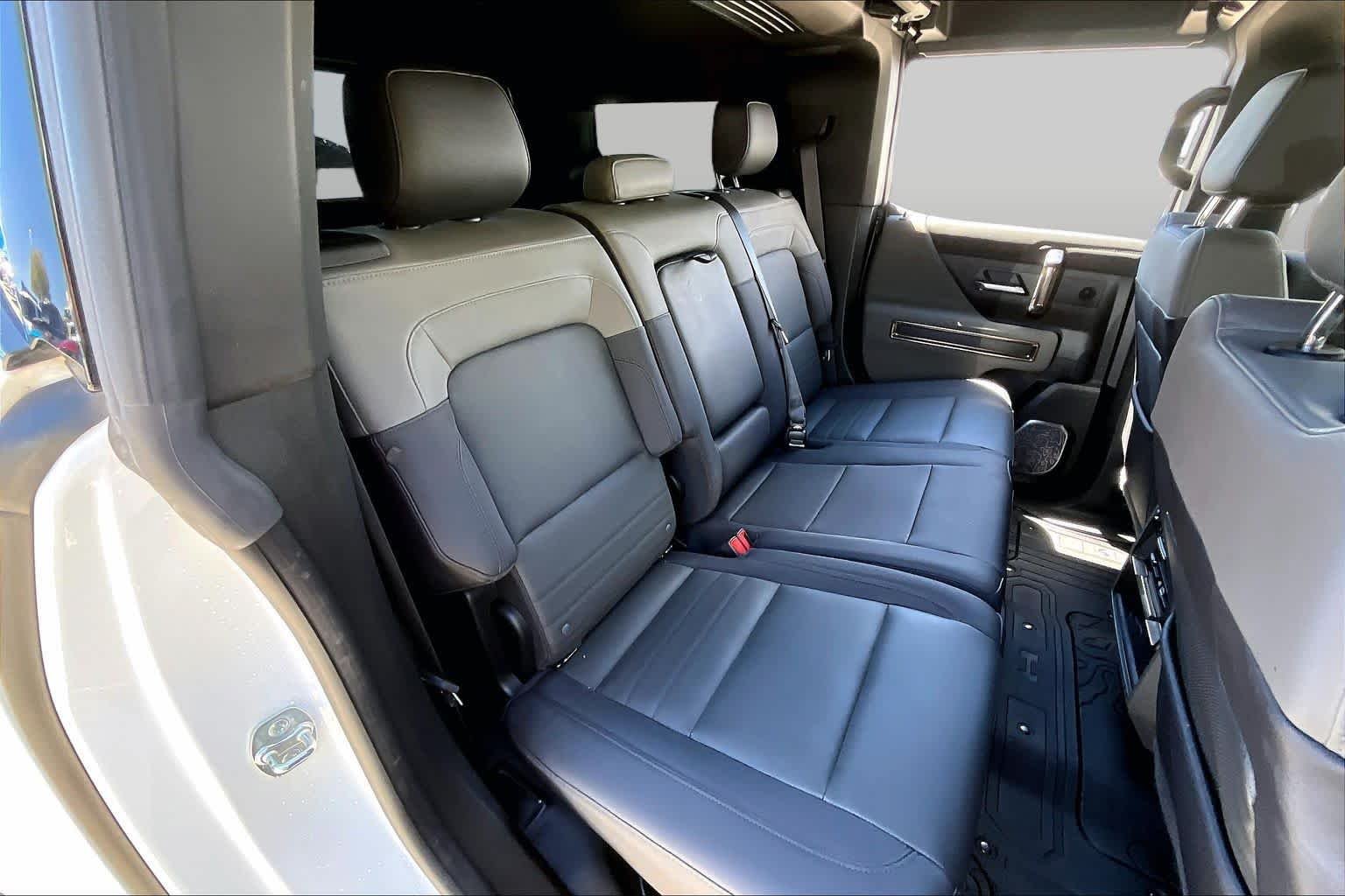 Used 2025 White GMC 3X image 19