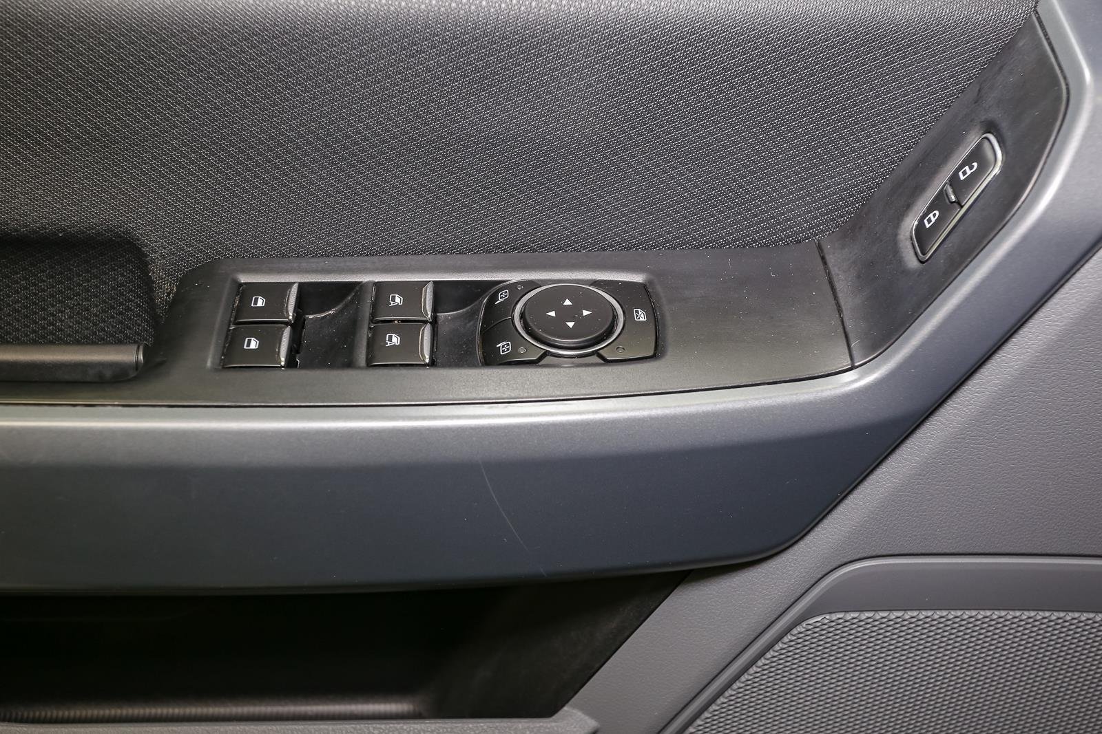 Used 2023 Oxford White FORD XL image 36