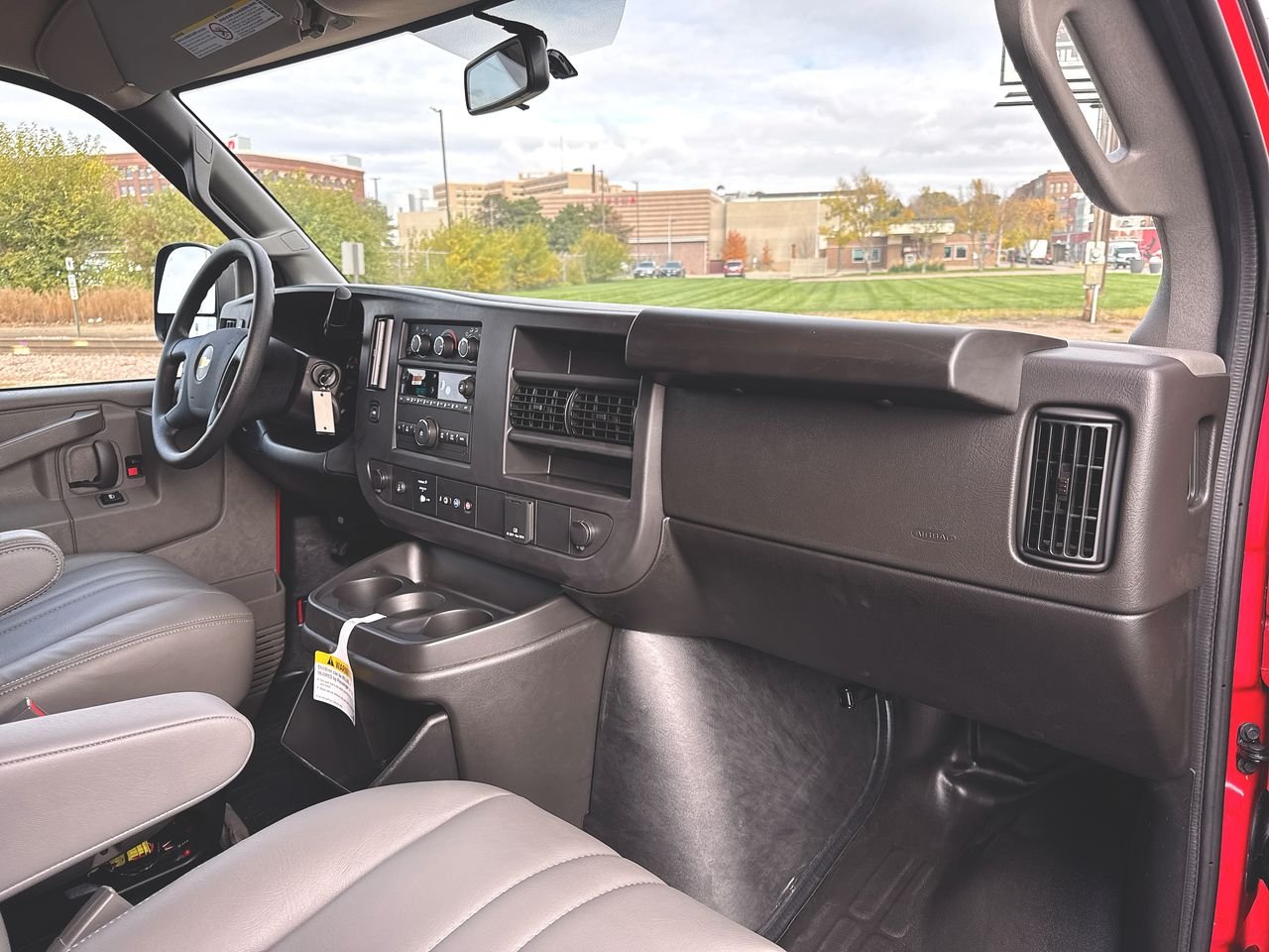 2025 Chevrolet Express Cargo Work Van - Photo 50