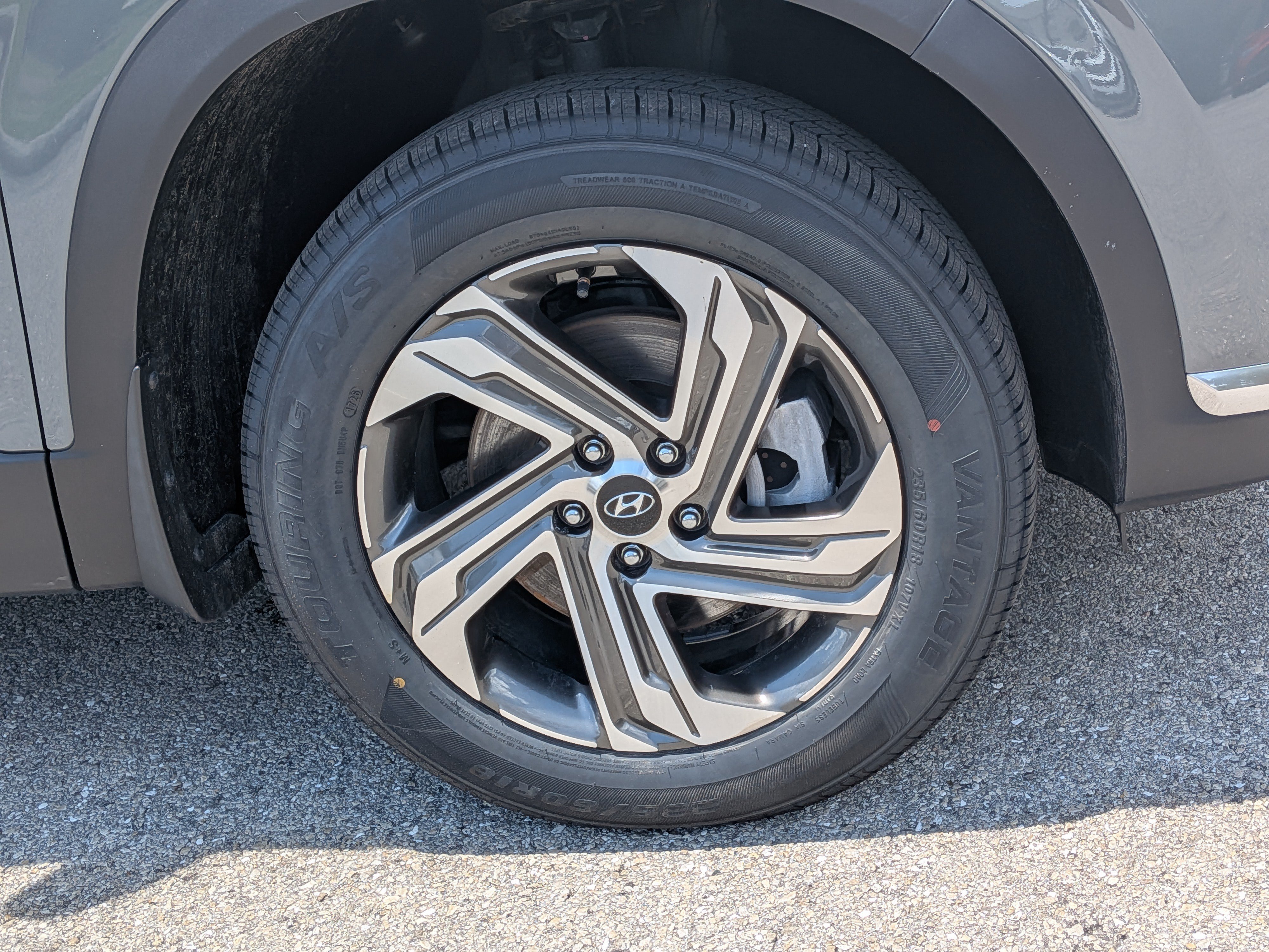 Certified Used 2022 Hampton Gray Hyundai SEL image 11