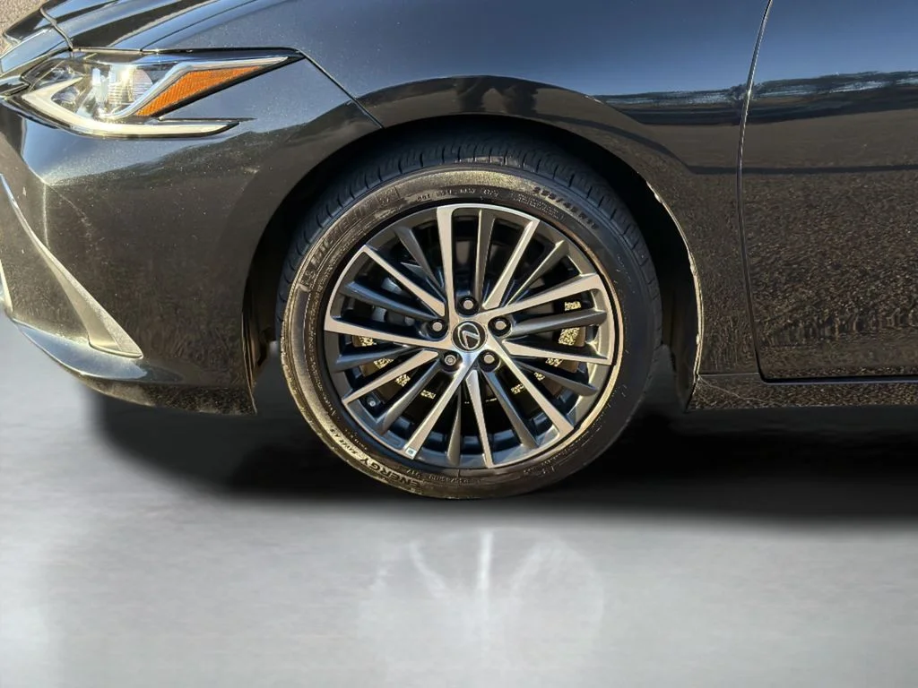 Used 2024 Black Lexus 350 image 9