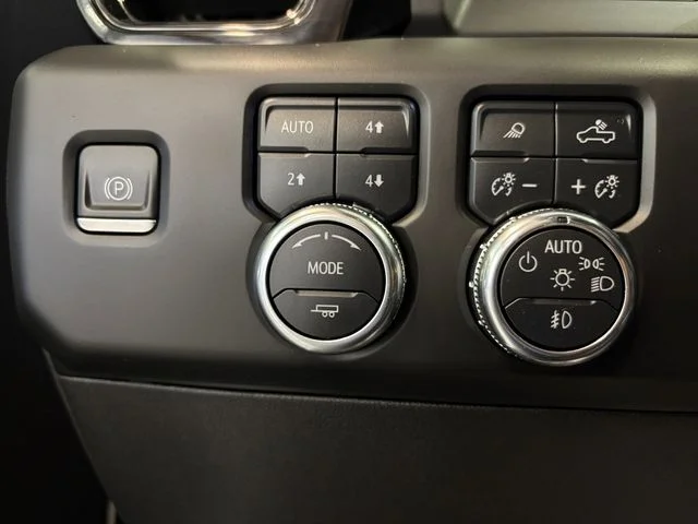 Used 2023 Onyx Black GMC AT4 image 23