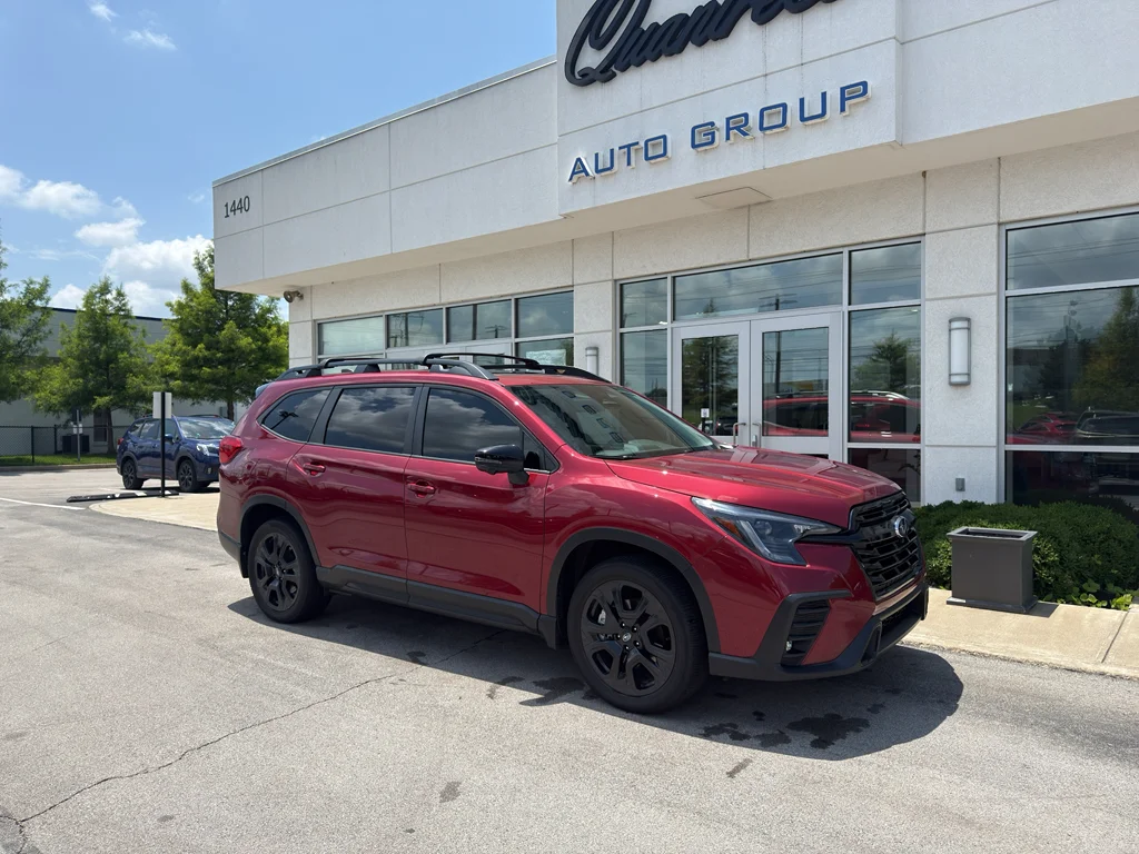 Used 2023 Crimson Red Pearl Subaru Onyx Edition Limited image 1