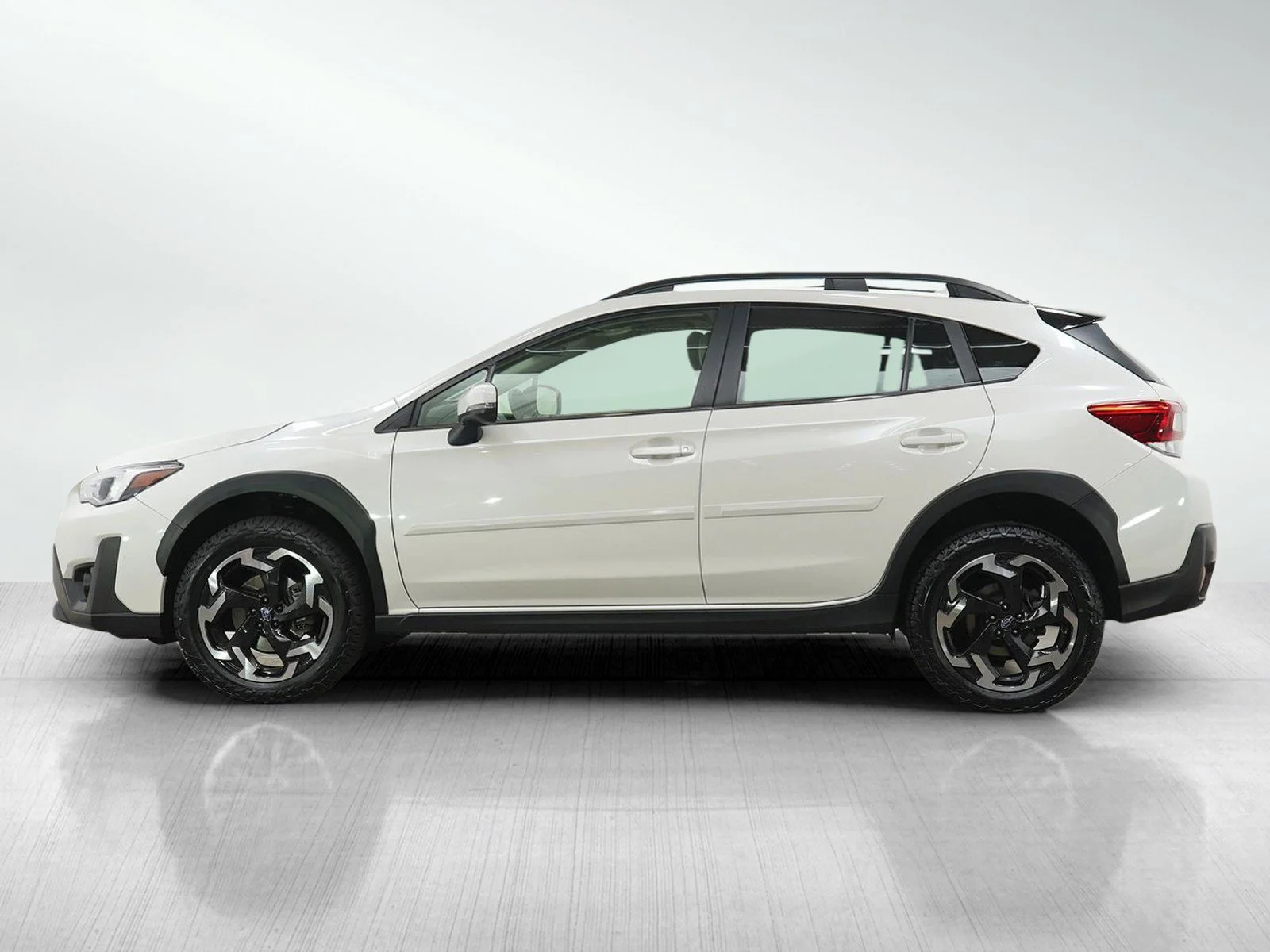 Used 2021 Subaru Crosstrek Limited with VIN JF2GTHNC9MH359699 for sale in South Saint Paul, Minnesota