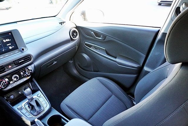 Used 2023 Gray Hyundai SEL image 19