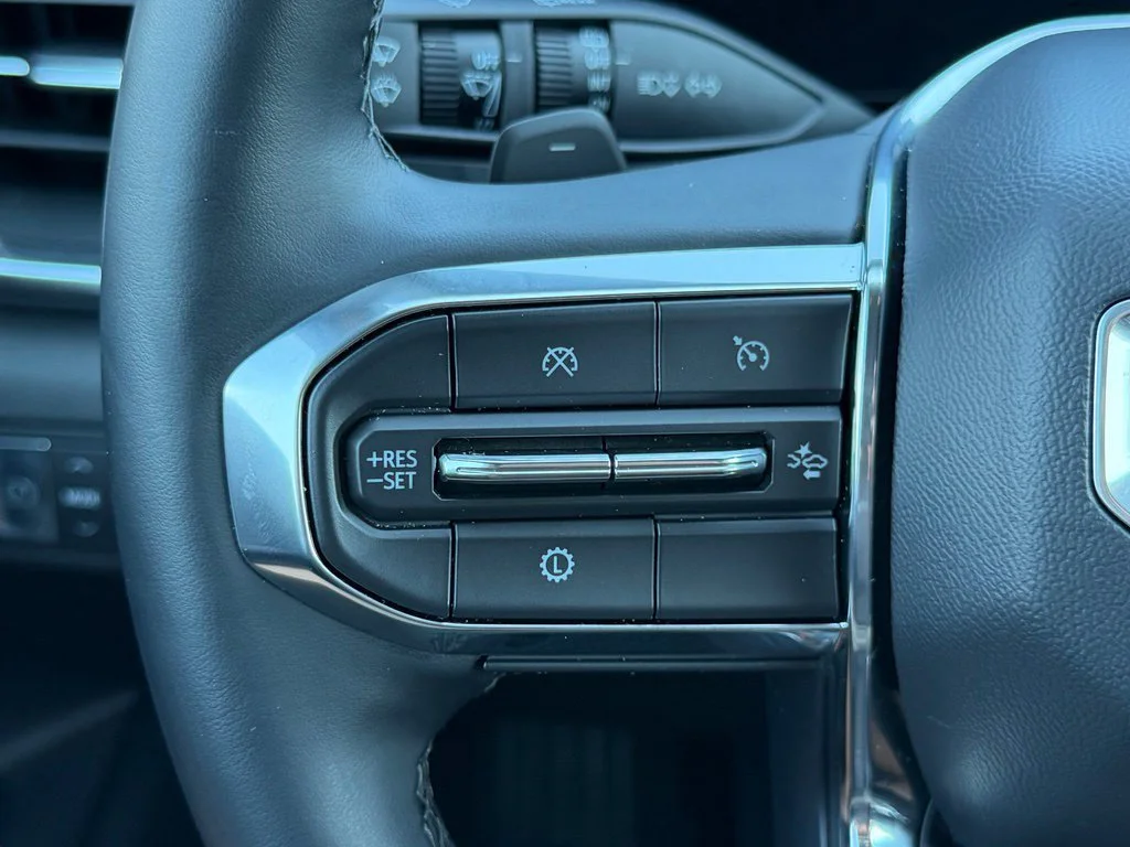 New 2026 Rapids Metallic GMC Elevation image 20