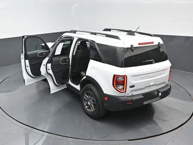 Certified Used 2025 Oxford White Ford Big Bend image 22