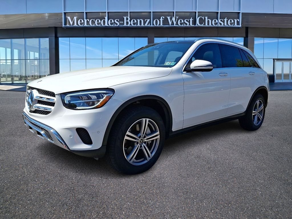 Certified Used 2022 White Mercedes-Benz GLC 300 image 3
