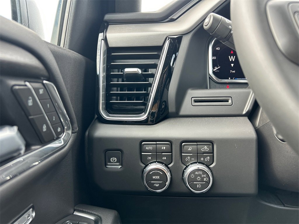 2026 GMC SIERRA - Image 18