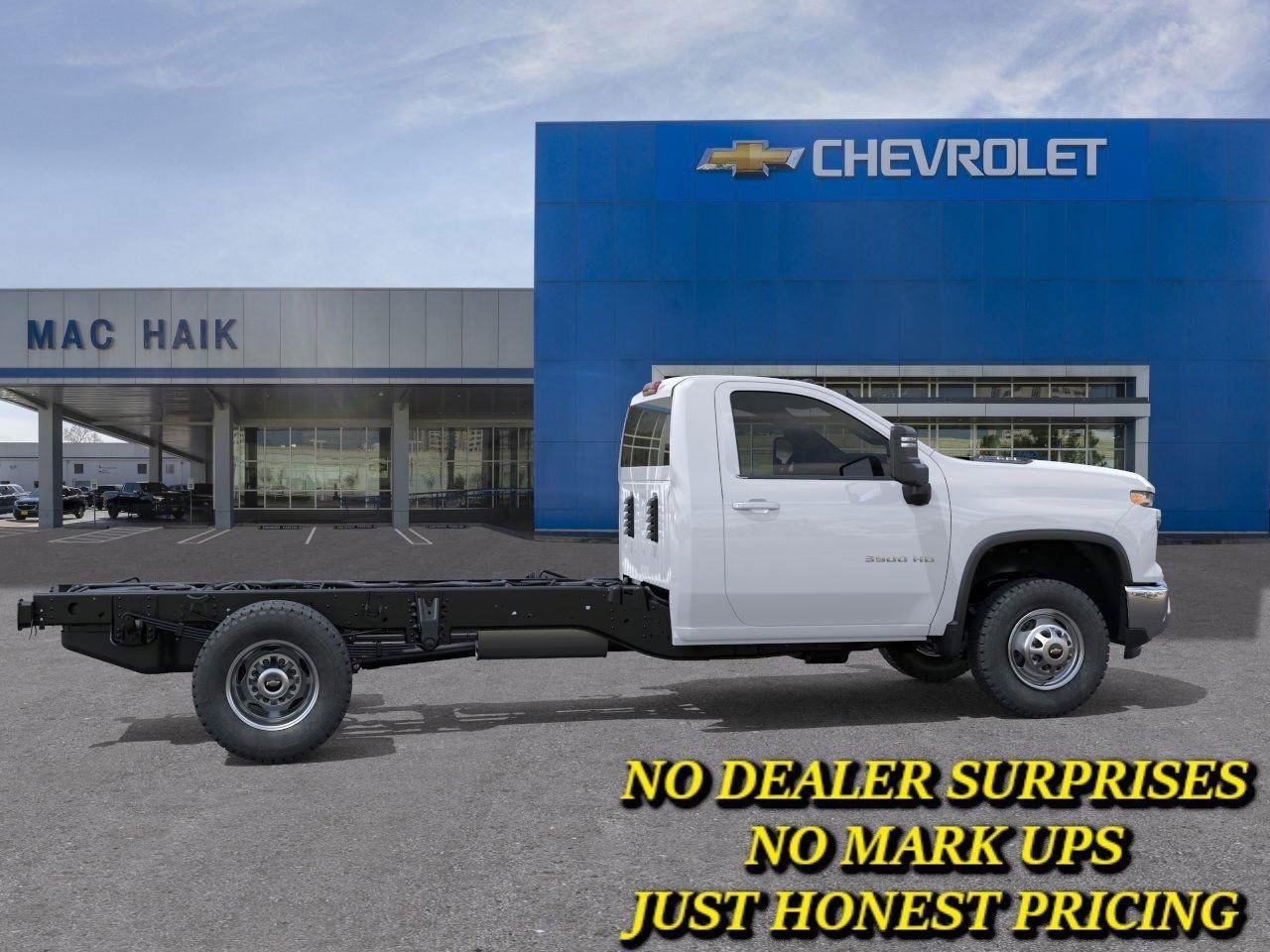 New 2026 Summit White Chevrolet Work Truck image 5