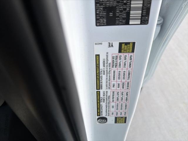 Certified Used 2024 WIND CHILL PEARL Toyota  image 36