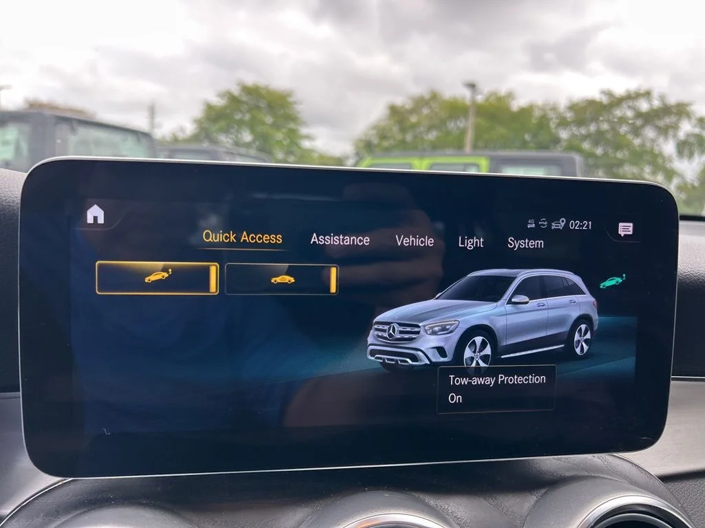 Used 2022 Black Mercedes-Benz GLC 300 image 38