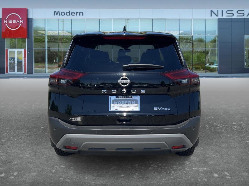Certified Used 2023 Super Black Nissan SV image 6