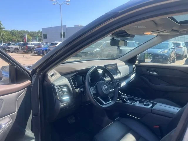 Certified Used 2023 Gun Metallic Nissan SV image 11