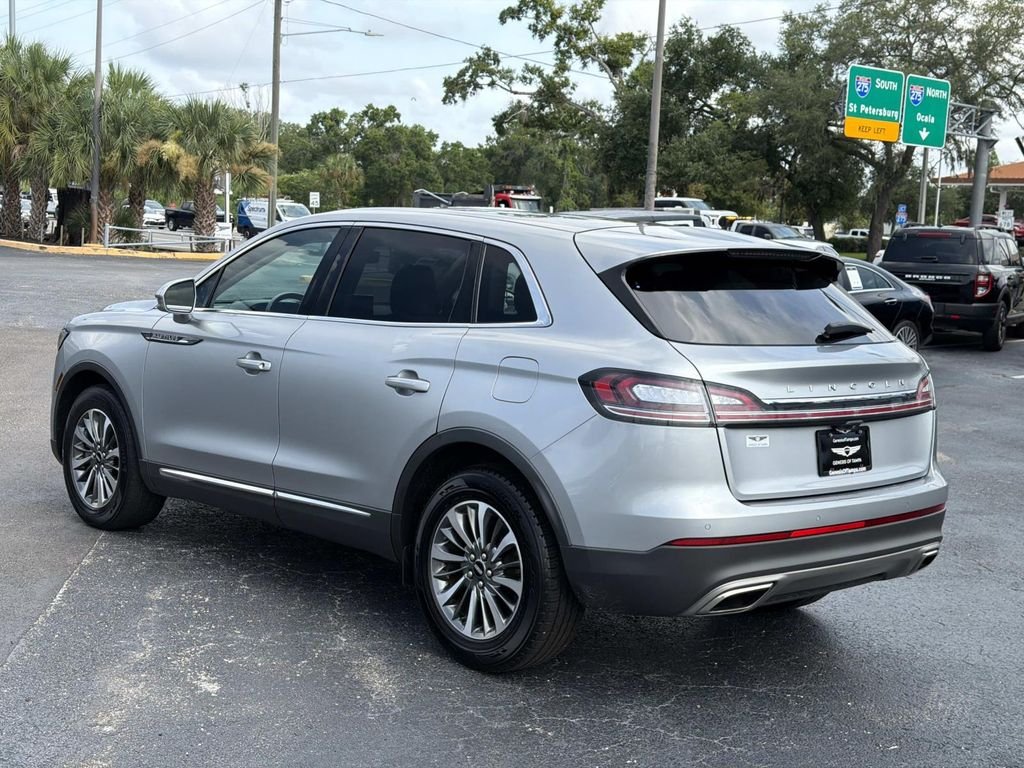 Used 2022 Silver Lincoln Reserve image 7