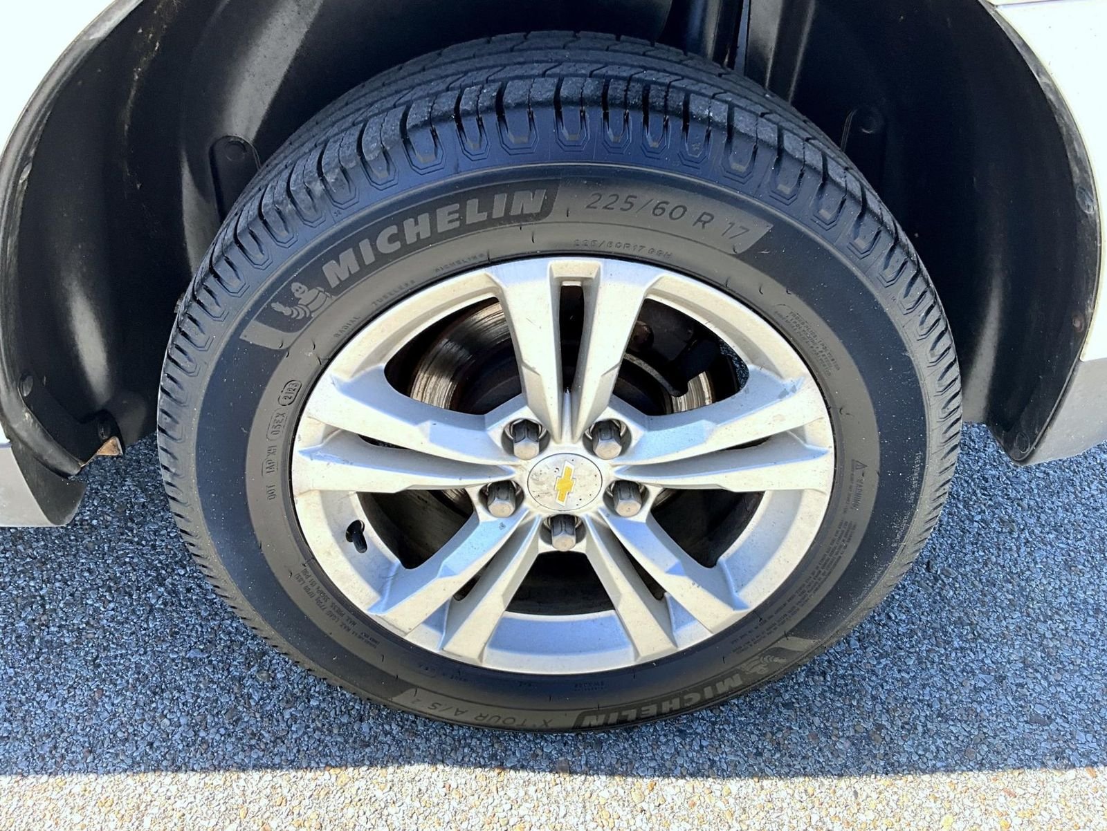 Used 2013 White Chevrolet LTZ image 23