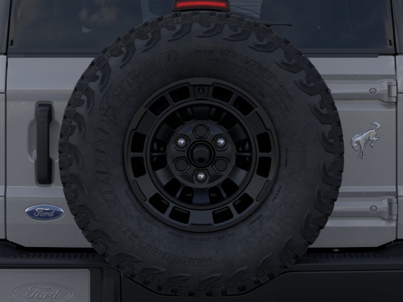 New 2026 Avalanche Gray Ford Badlands® image 24