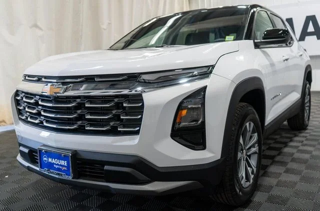 New 2027 Summit White Chevrolet LT image 2