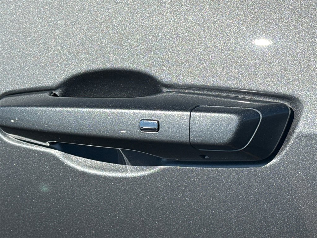 2026 GMC ACADIA - Image 12