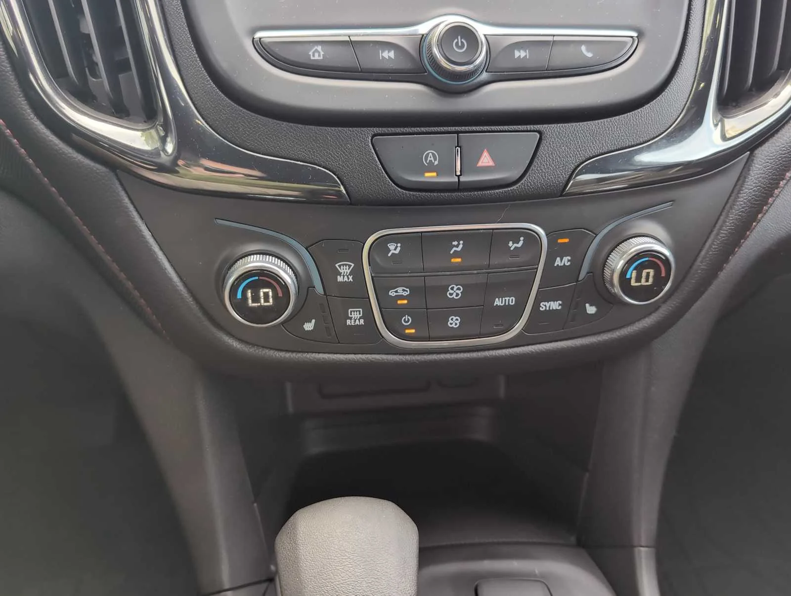 2022 Chevrolet Equinox RS - Photo 17
