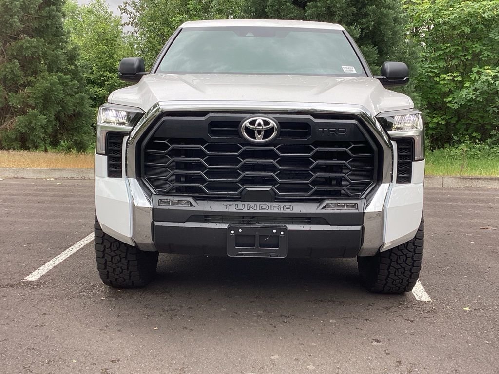 New 2026 Ice Cap Toyota SR5 image 14