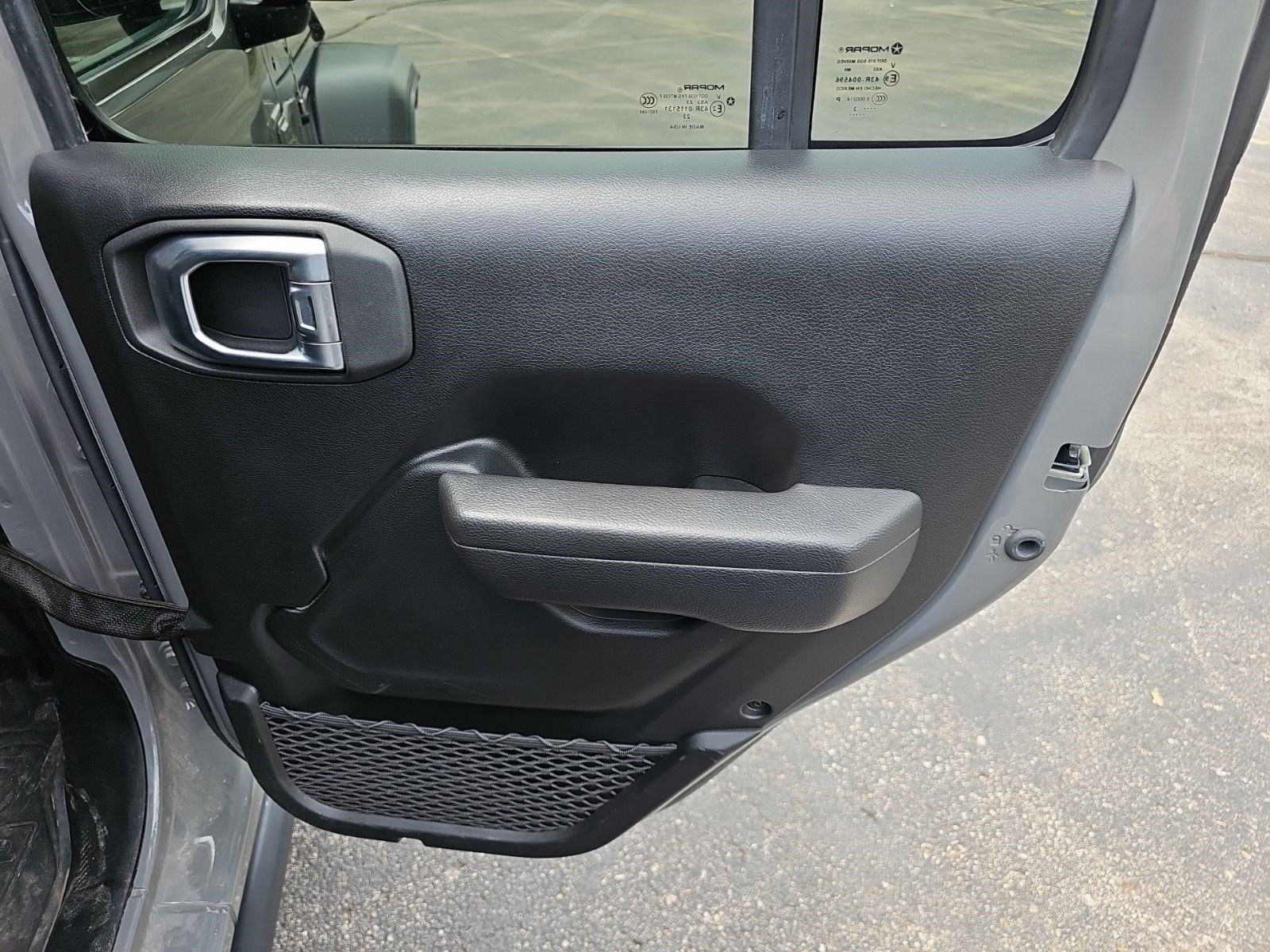Certified Used 2023 Sting-Gray Clearcoat Jeep Willys 4xe image 16