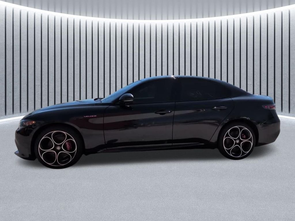 Used 2024 Black Alfa Romeo Veloce image 15