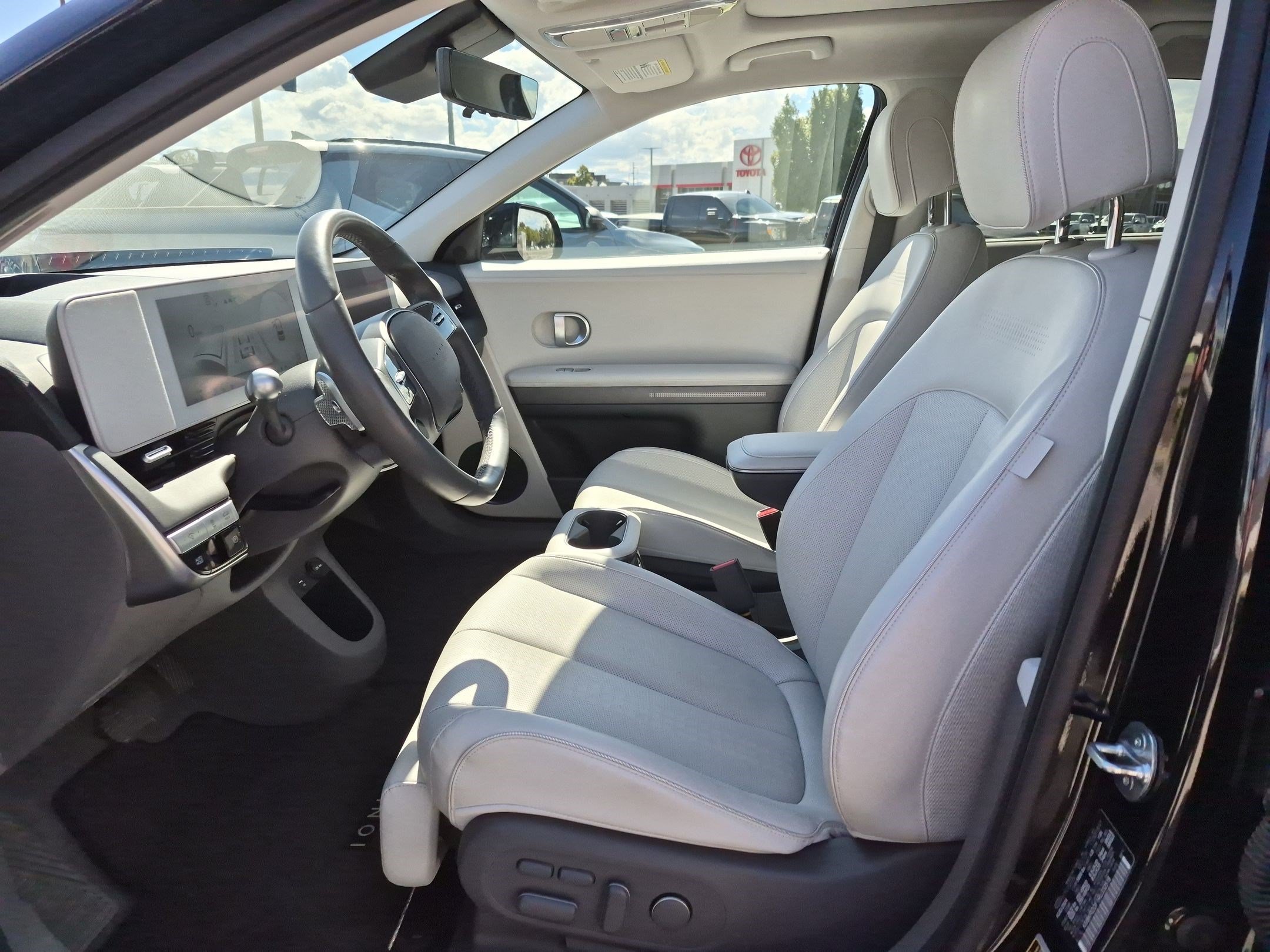 Certified Used 2024 Abyss Black Hyundai Limited image 16