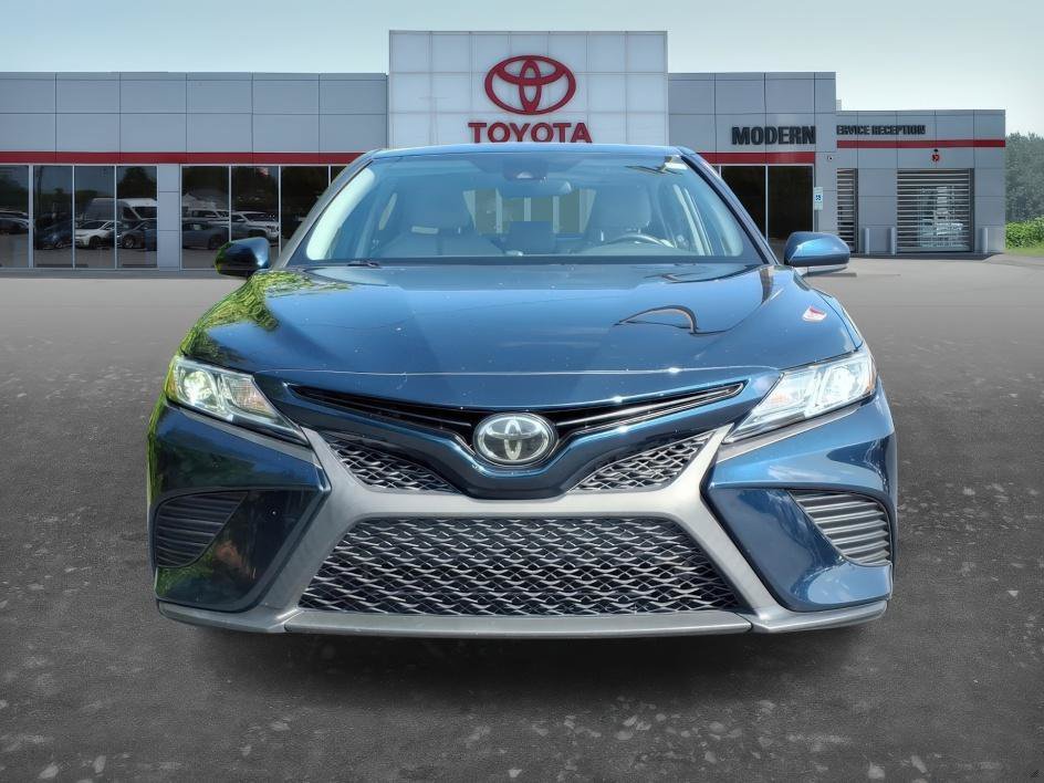 Used 2019 Galactic Aqua Mica Toyota SE image 8