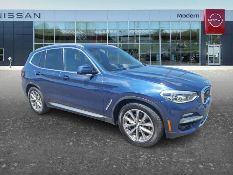 Used 2019 Blue Metallic BMW xDrive30i image 3