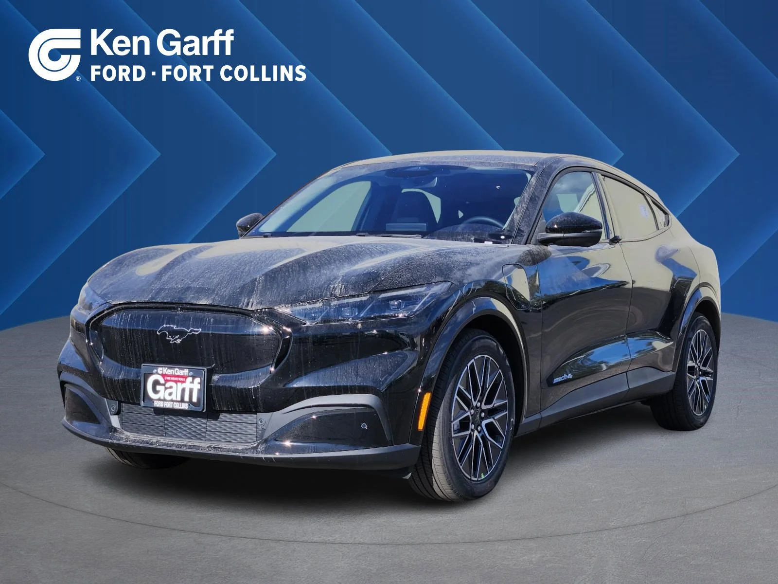 2025 Ford Mustang-Mach-e Premium's photo
